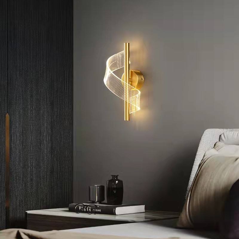 Luxe wandlamp met glazen kandelaars