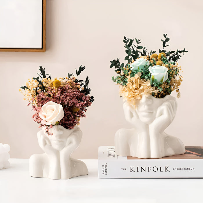 FloralFace – Artistieke Keramische Vaas met Menselijk Gezicht Design