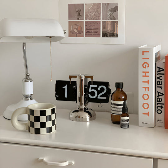 Minimalistische Flip Uhr – Retro Automatisch Blätternde Tischuhr