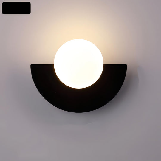Scandinavische halfronde wandlamp